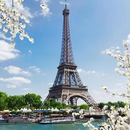 Appartamento Between Arc De Triomphe And Eiffel Tower Parigi